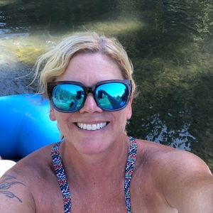 Meet your Posher, Vicki